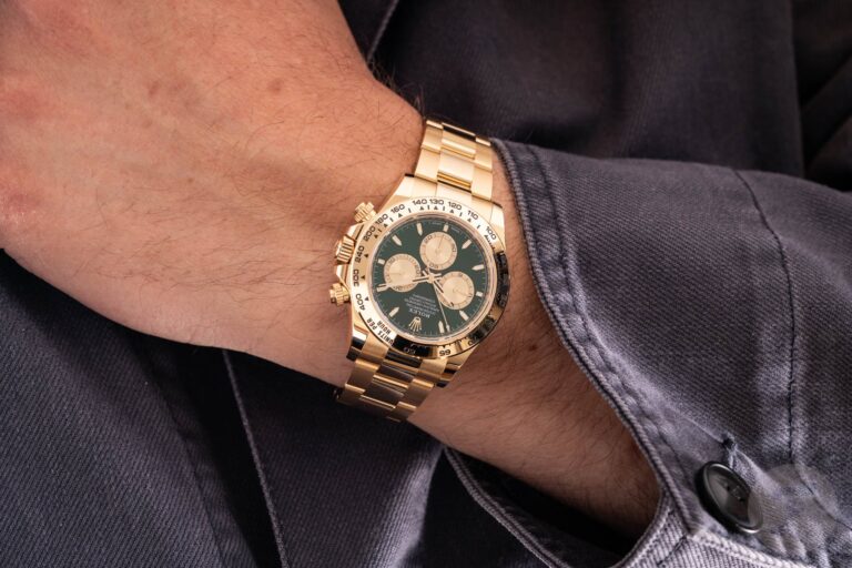 Hands On: New Yellow Gold Rolex Daytona With Green Dial